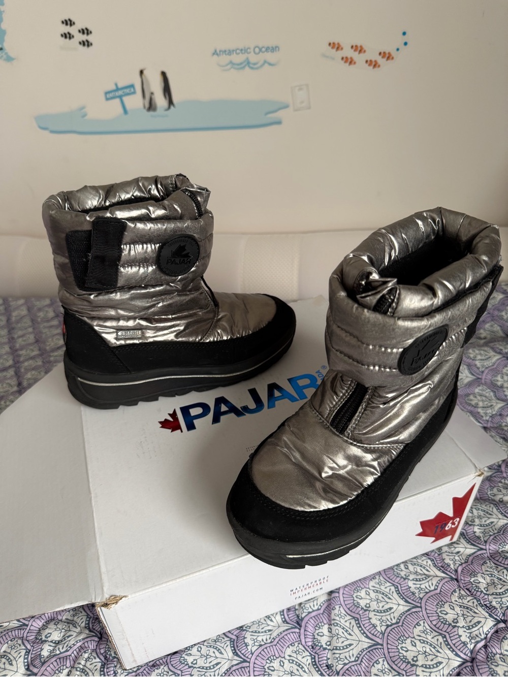 Pajar Kids Metallic Silver and Black Snow Boots